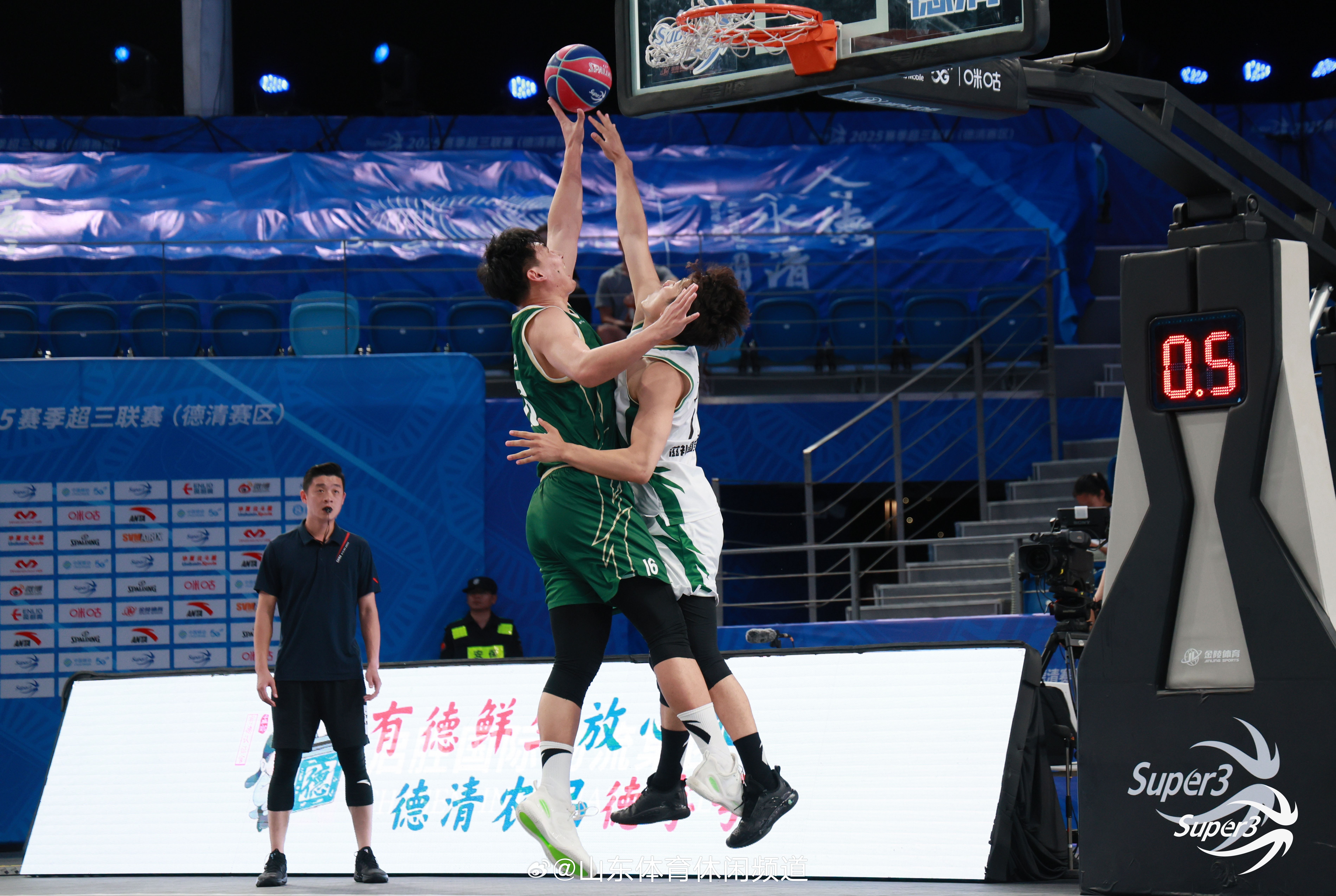 Jiuyou Sports-清晨法国杯焦点战；山东男篮止住颓势；话题不断；阵容厚度经受考验