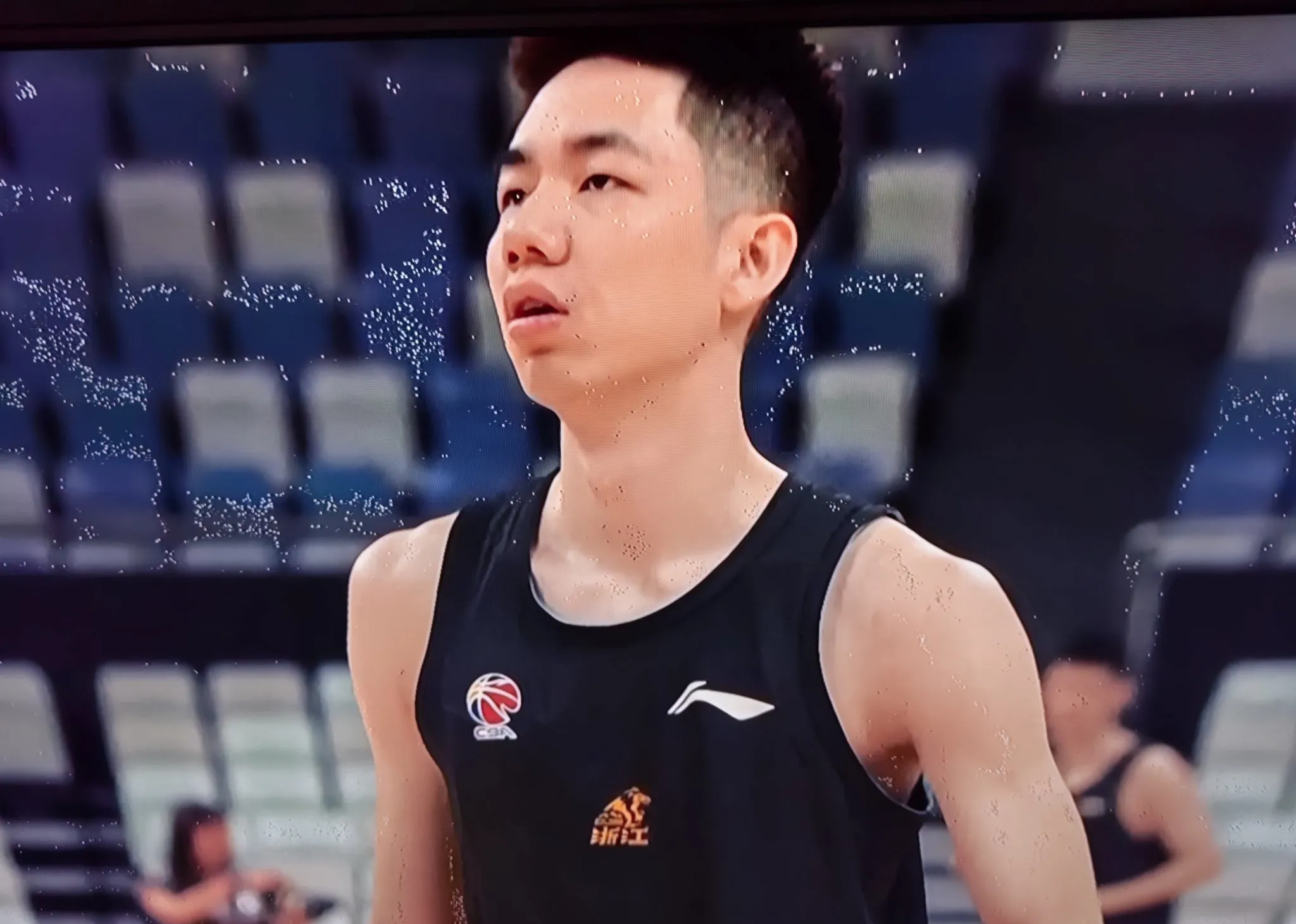 关于风云突变广厦男篮今晚防线松动，NBA季后赛版图或变，引发热议，控场能力受关注的信息