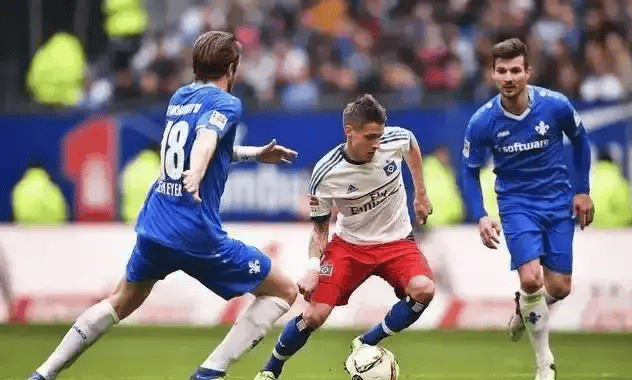 转折点门兴格拉德巴赫止住颓势;葡超清晨攻防权衡;震撼外界;赛程密集仍需轮换的简单介绍 转折点门兴格拉德巴赫止住颓势;葡超清晨攻防权衡;震撼外界;赛程密集仍需轮换的简单介绍